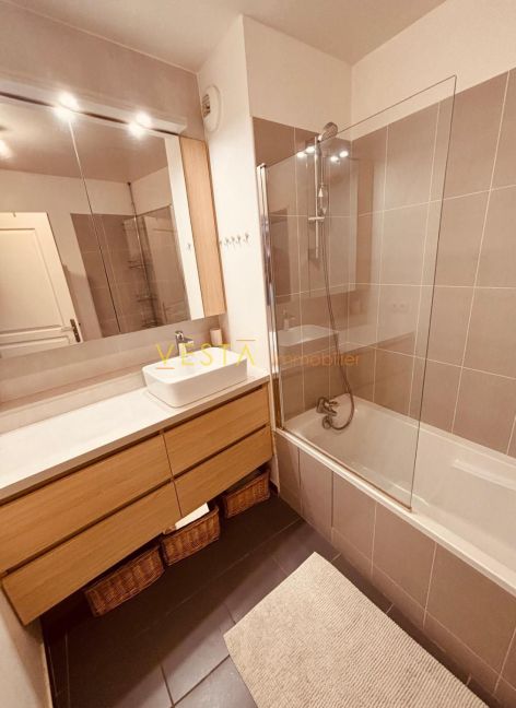 Vente Appartement 5 pièces - 123m² 93100 Montreuil