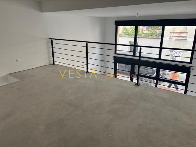 Vente Atelier 3 pièces - 96m² 93100 Montreuil