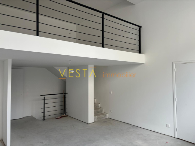Vente Bureau 3 pièces - 96m² 93100 Montreuil
